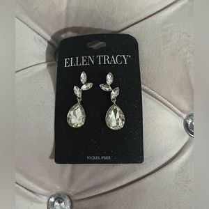 Ellen Tracy earrings
